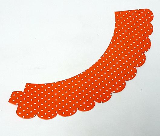 Saia Para Mini Cupcake Decorada Laranja Po Branca