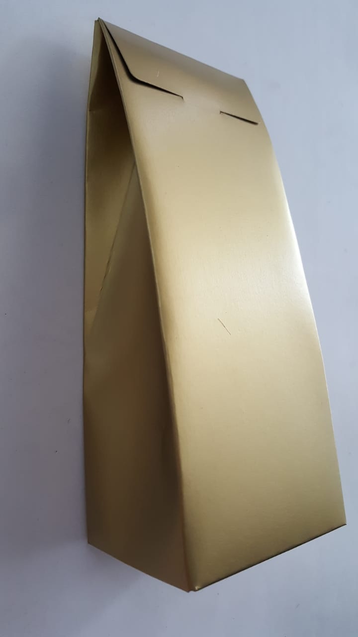 Caixa Trapzio Laminada 02 Dourada