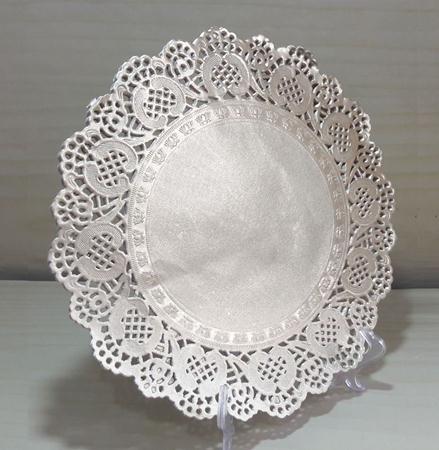 Papel Rendado Doiles Prata 25,5cm 20 Unidades