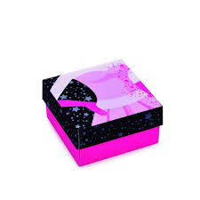 Caixa Quadrada Baile Bombons/Brigadeiros 6,5x6,5x3,5cm 12 Unidades