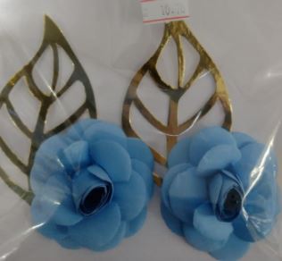 Enfeite Folha Dourada Com Flor Mdia Azul Unidade